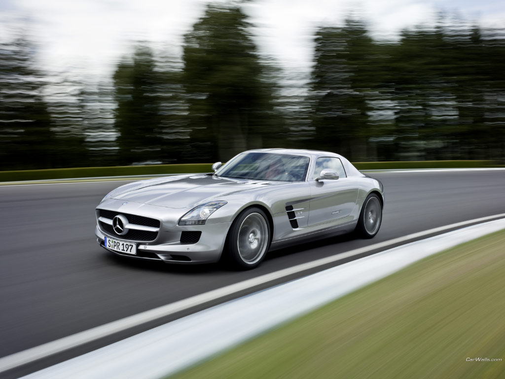 Mercedes-Benz SLS AMG - ウインドウを閉じる